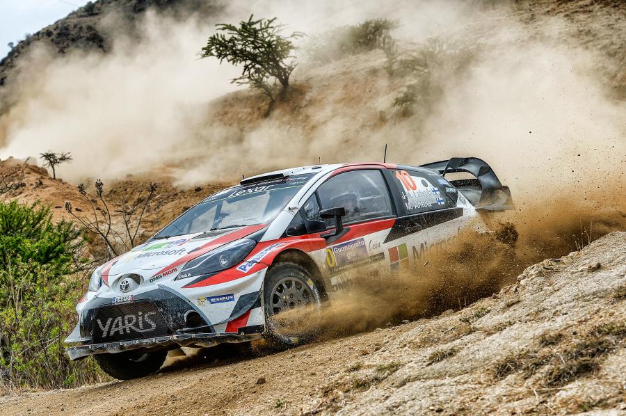  Toyota Yaris WRC 2017 года  (фото 35 из 41)